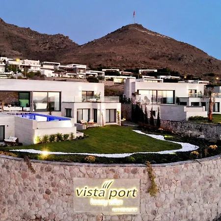 Villa Vistaport A - Luxury With Private Pool And Sea View