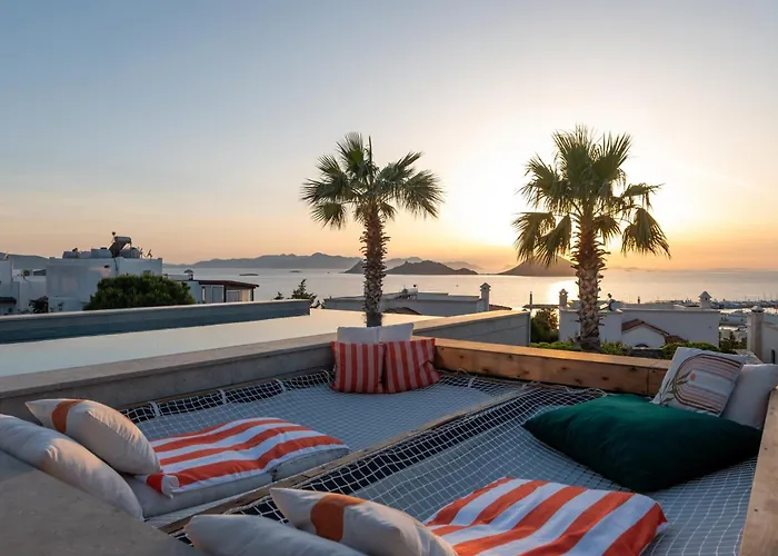 Vistaport A - Luxury With Private Pool And Sea View 博德鲁姆
